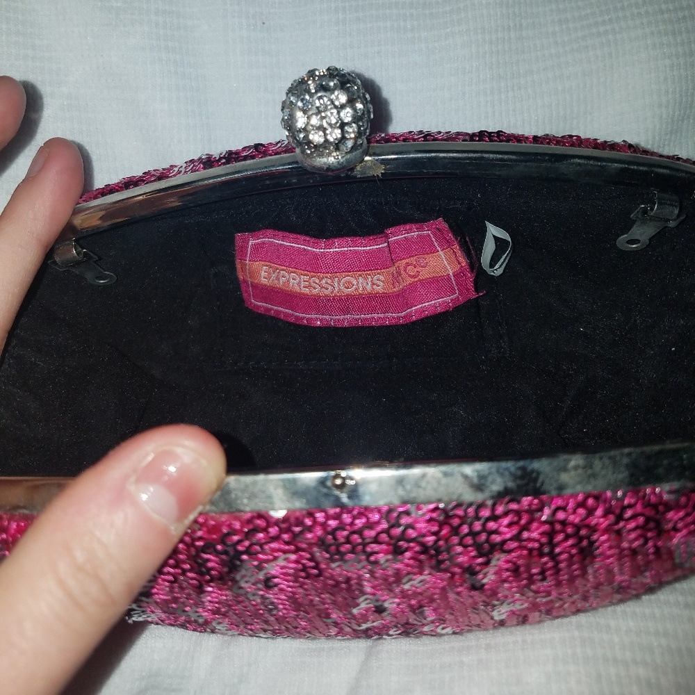 clutch - Picture 2 of 2